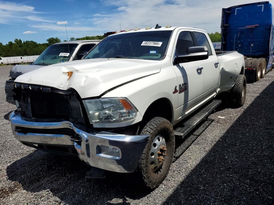 2017 RAM 3500 SLT - 1