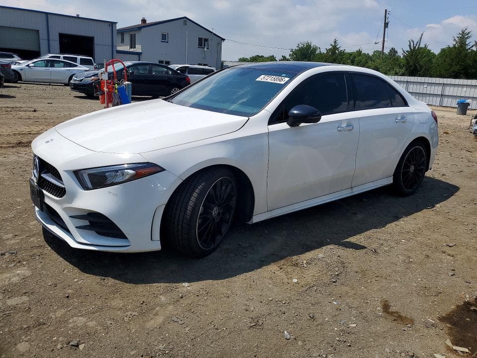 2022 MERCEDES-BENZ A 220 220 - 1