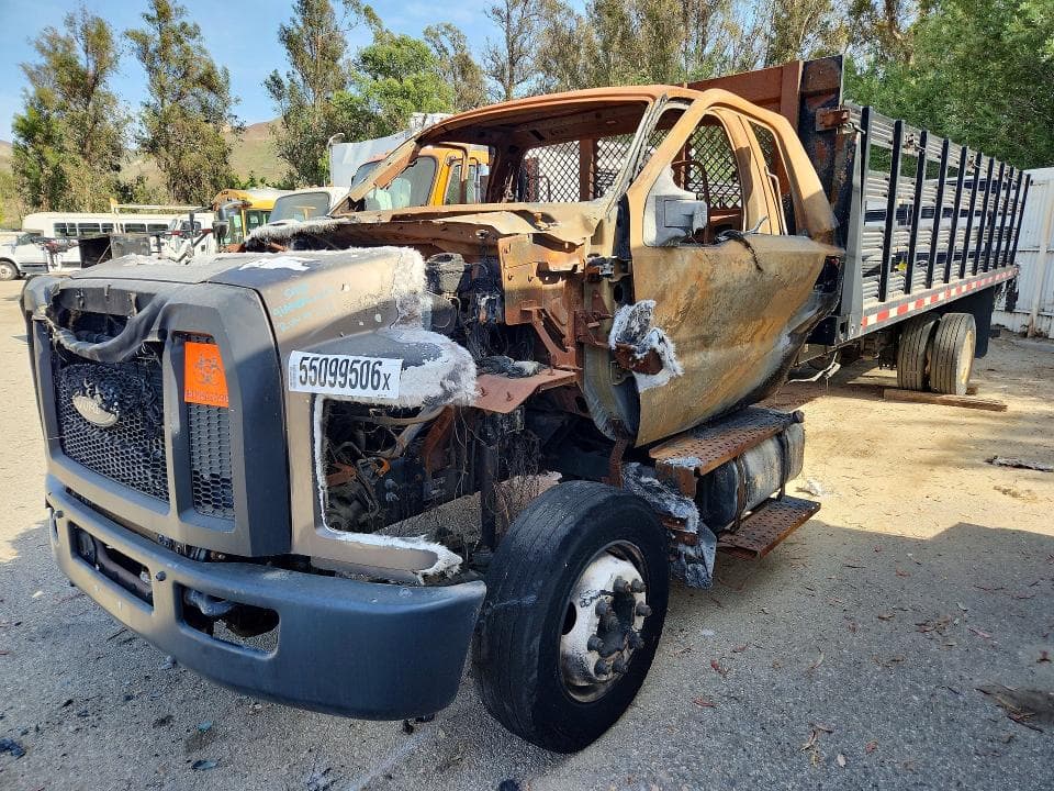 2017 FORD F650 DIESEL KICK-UP FRAME SUPER CREWZER - 1