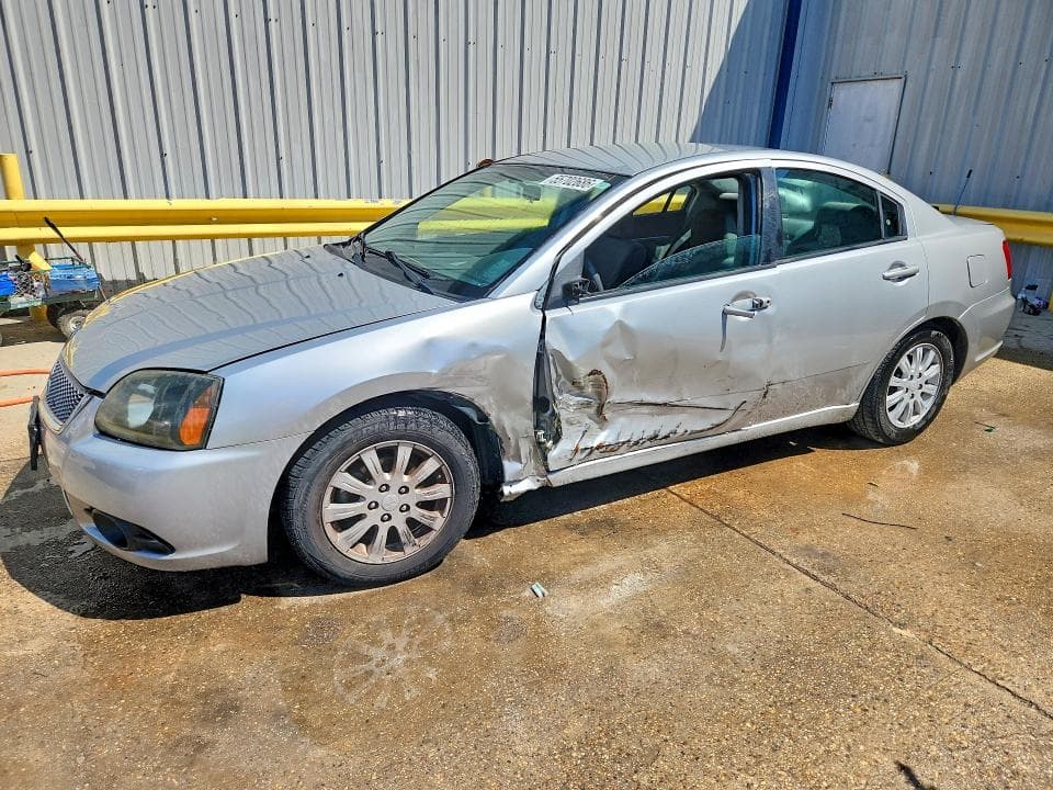 2011 MITSUBISHI GALANT FE - 1