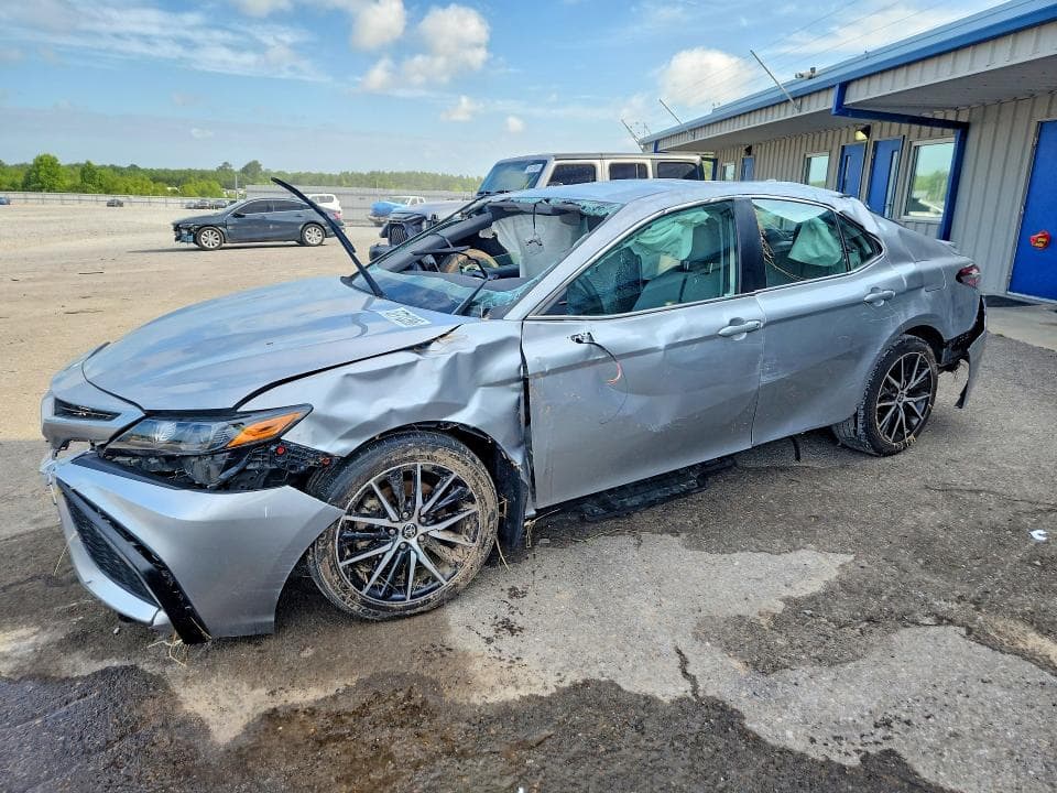 2023 TOYOTA CAMRY SE - 1