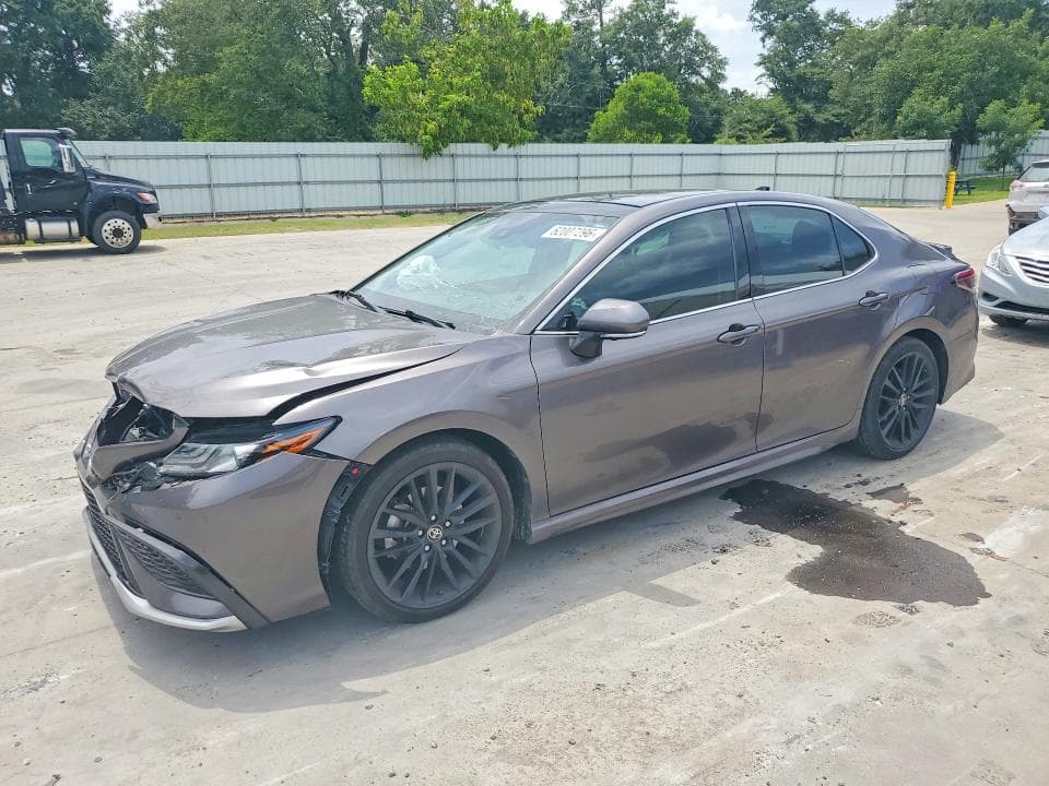 2021 TOYOTA CAMRY XSE V6 - 1