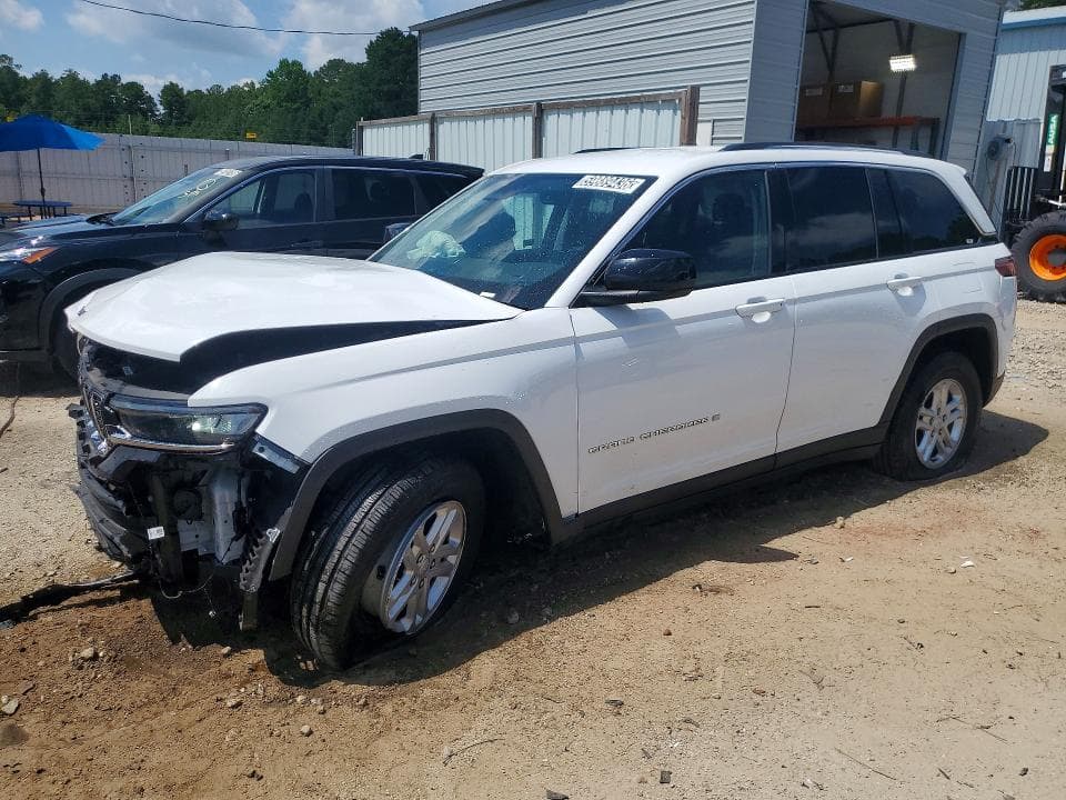 2024 JEEP GRAND CHEROKEE LAREDO - 1
