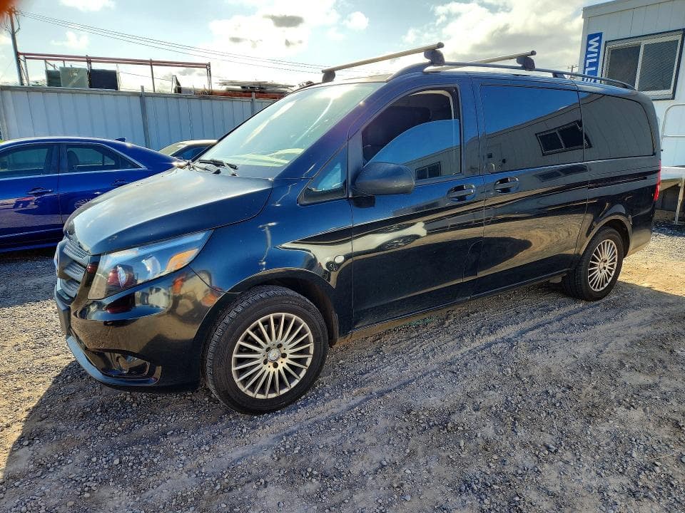 2017 MERCEDES-BENZ METRIS - 1