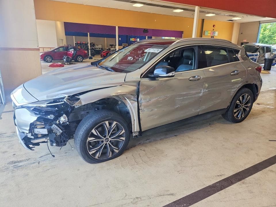 2017 INFINITI QX30 PREMIUM - 1