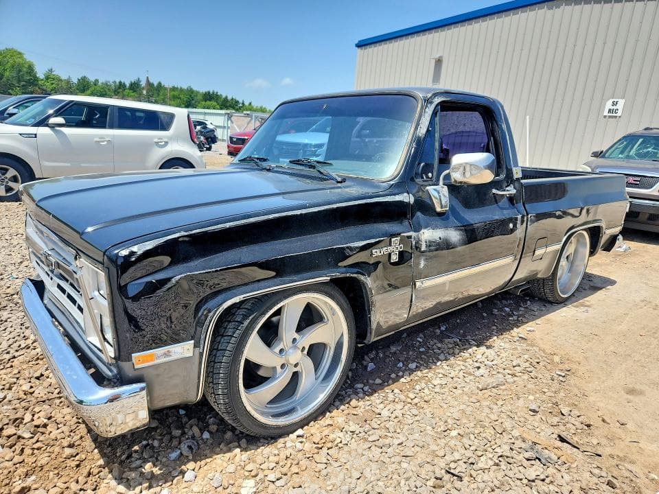 1986 CHEVROLET C10 - 1