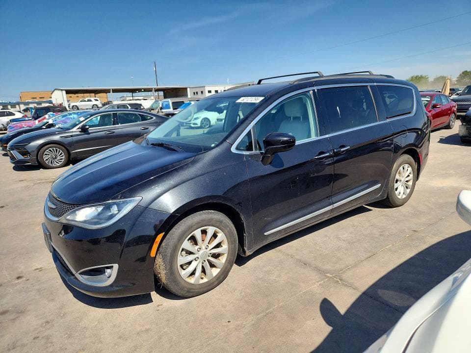 2017 CHRYSLER PACIFICA TOURING L - 1