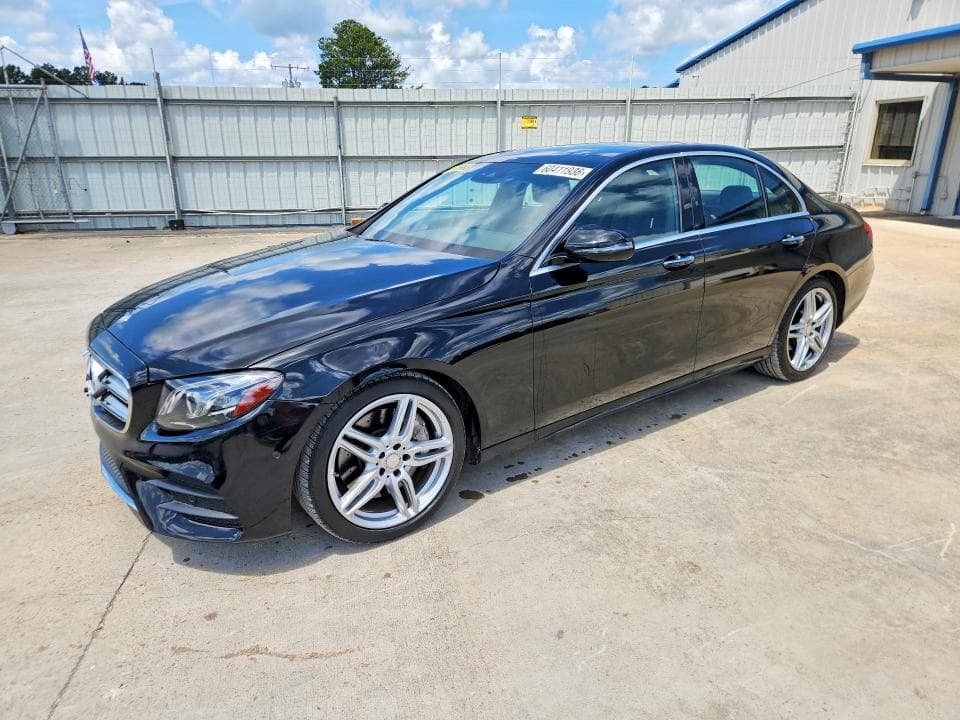2017 MERCEDES-BENZ E 300 - 1