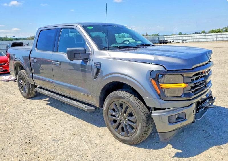 2025 FORD F150 XLT