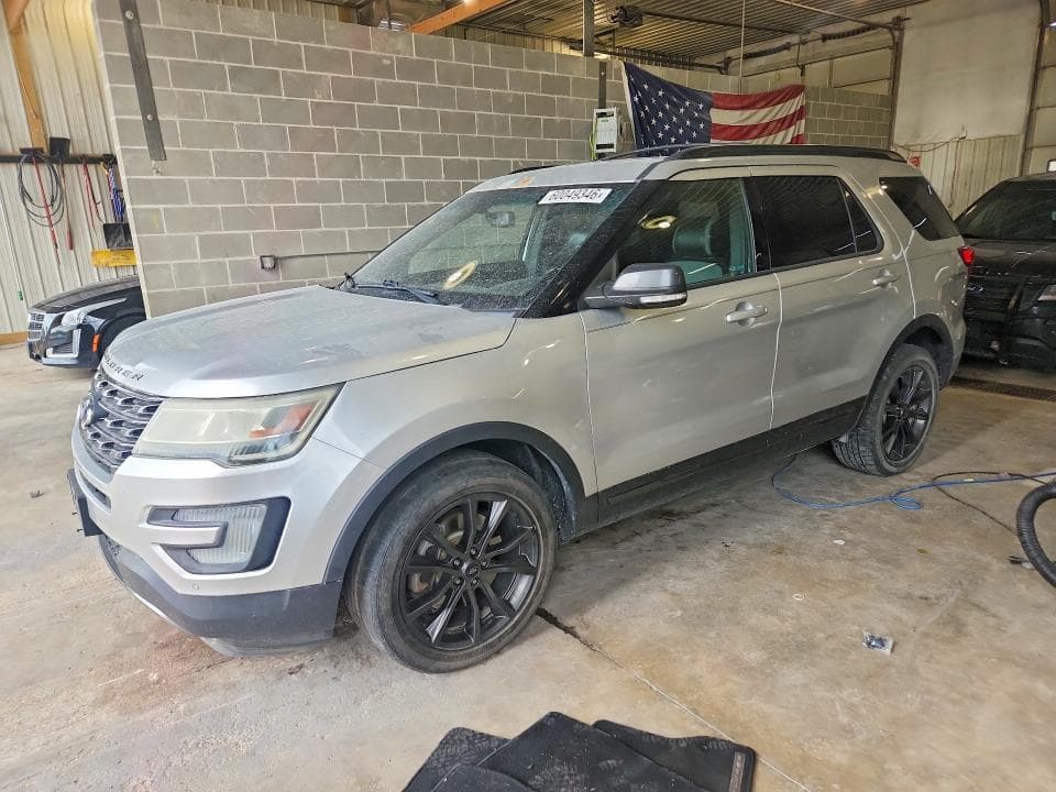 2017 FORD EXPLORER XLT - 1