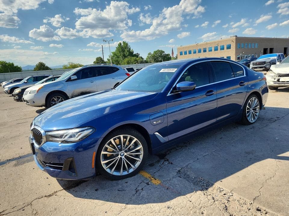 2023 BMW 530XE - 1