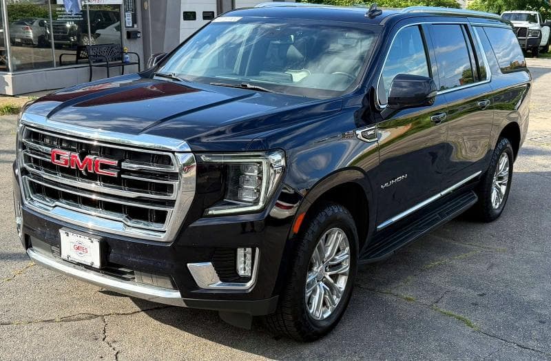 2022 GMC YUKON XL K1500 SLT - 1