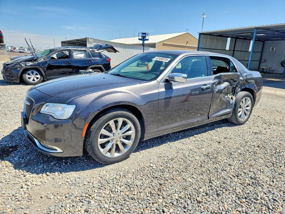 2019 CHRYSLER 300 LIMITED - 1
