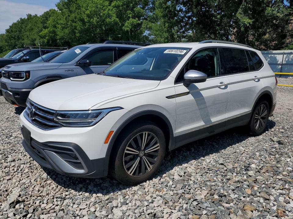 2024 VOLKSWAGEN TIGUAN WOLFSBURG - 1