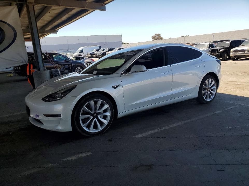 2018 TESLA MODEL 3 - 1