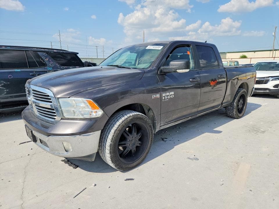 2019 RAM 1500 CLASSIC SLT - 1