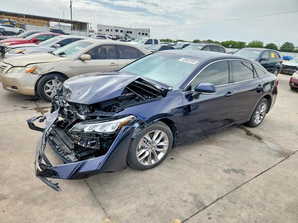2021 TOYOTA AVALON XLE - 1