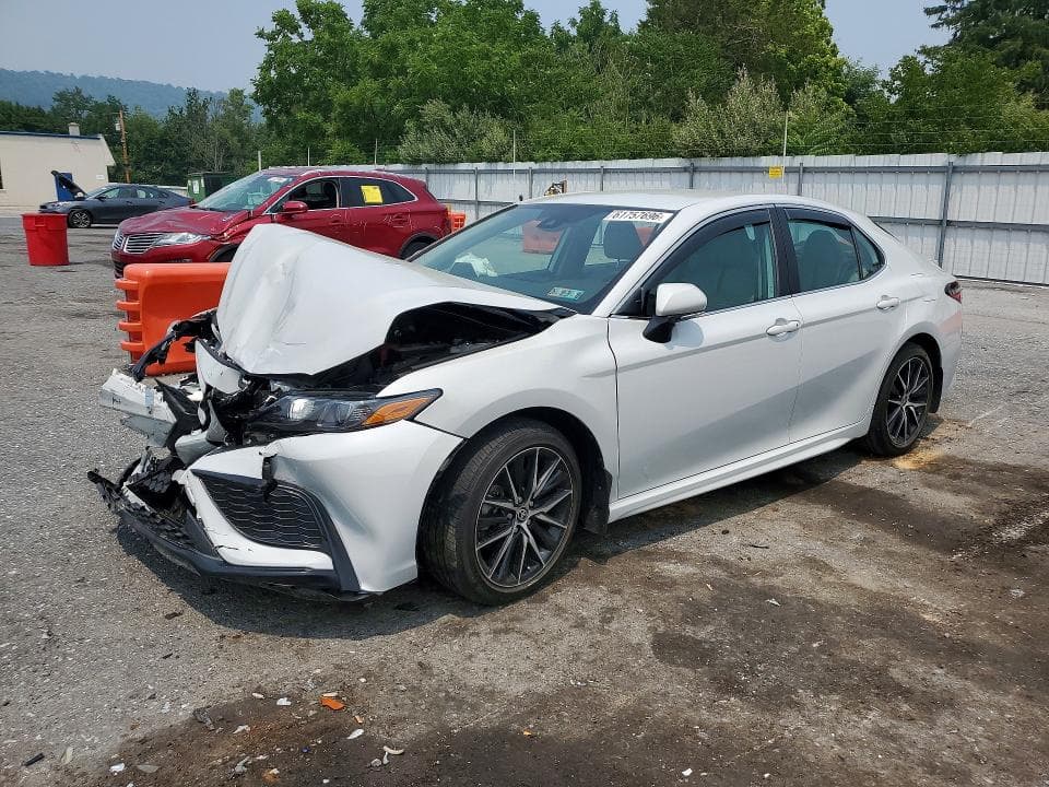 2024 TOYOTA CAMRY SE - 1
