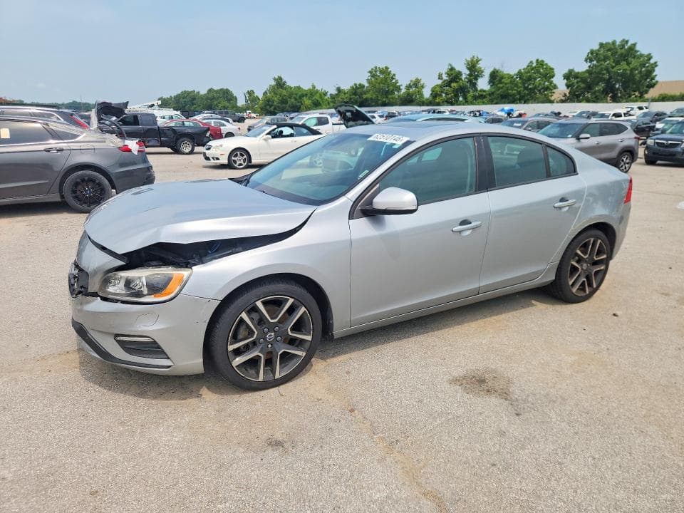 2018 VOLVO S60 DYNAMIC - 1