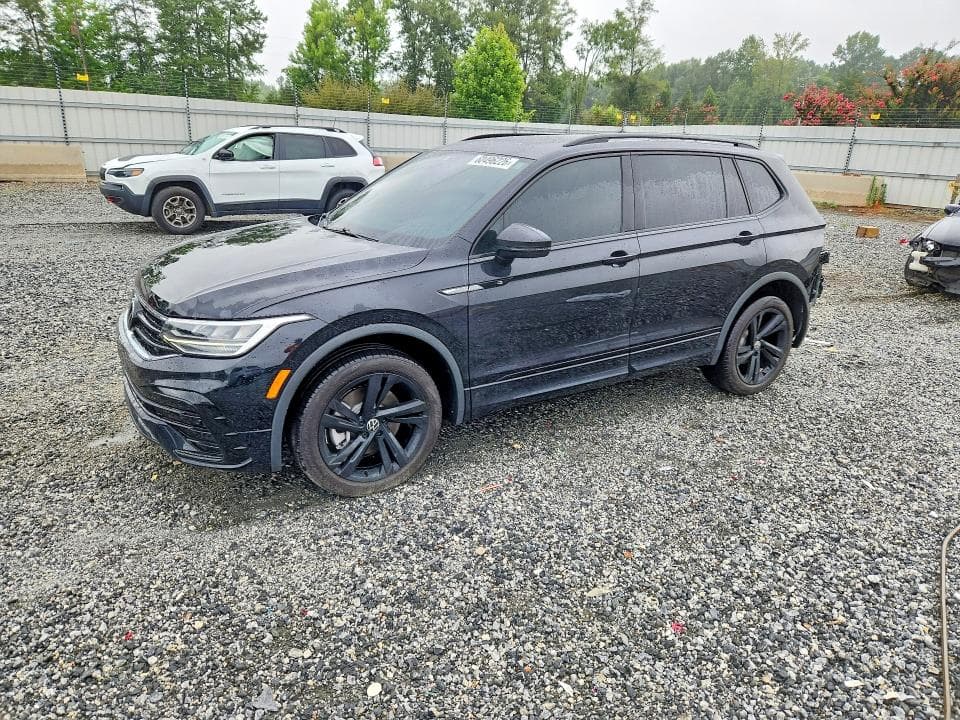 2024 VOLKSWAGEN TIGUAN SE R-LINE BLACK - 1