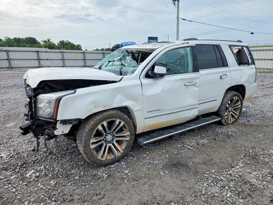 2020 GMC YUKON DENALI - 1