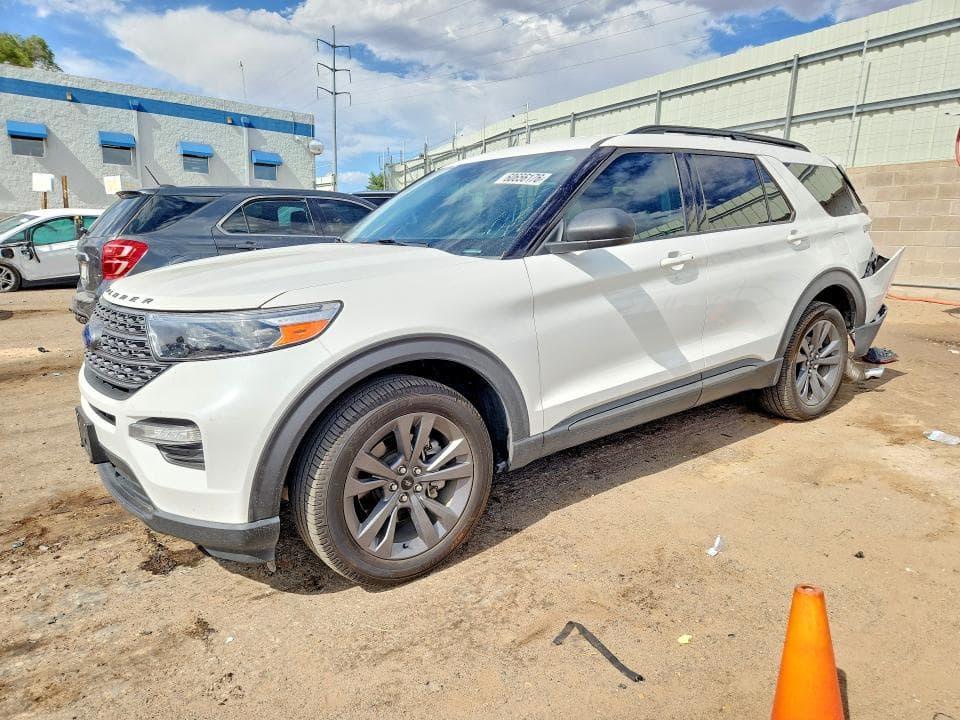 2021 FORD EXPLORER XLT - 1