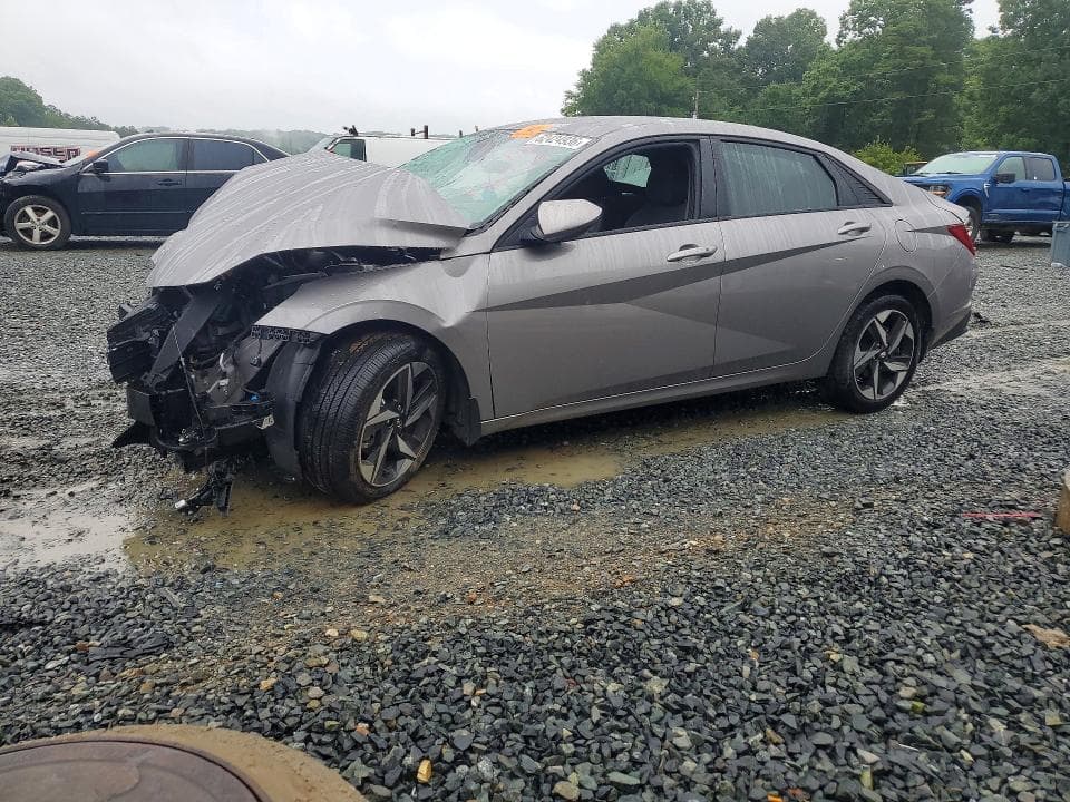 2023 HYUNDAI ELANTRA SEL - 1