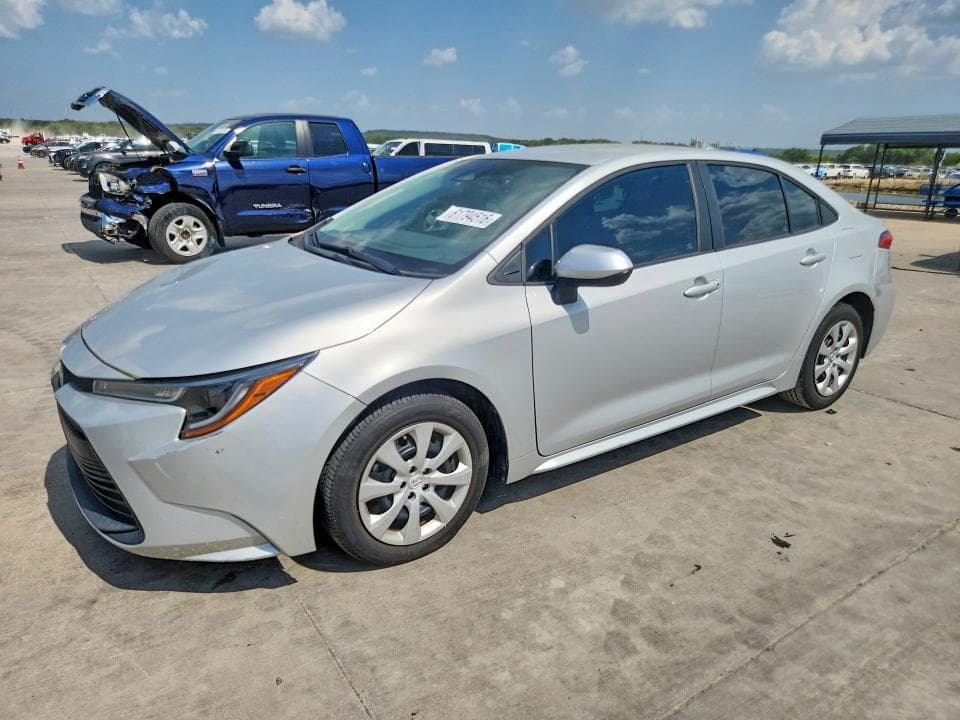 2024 TOYOTA COROLLA LE - 1