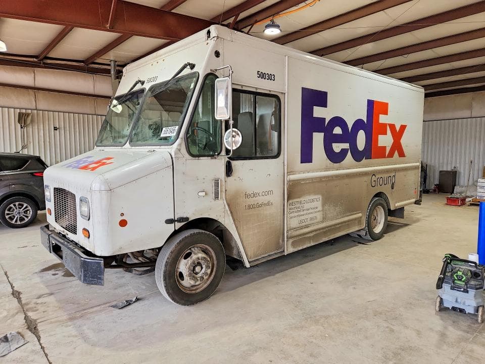2022 FORD F59 DELIVERY TRUCK - 1