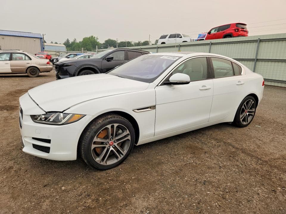2017 JAGUAR XE PREMIUM - 1
