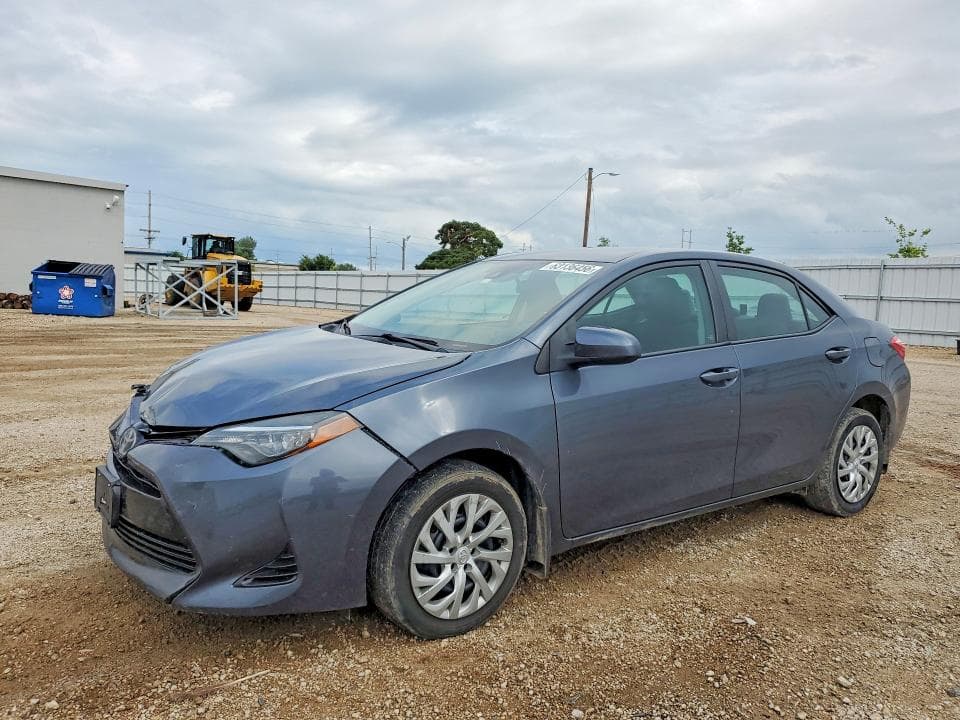 2017 TOYOTA COROLLA LE - 1