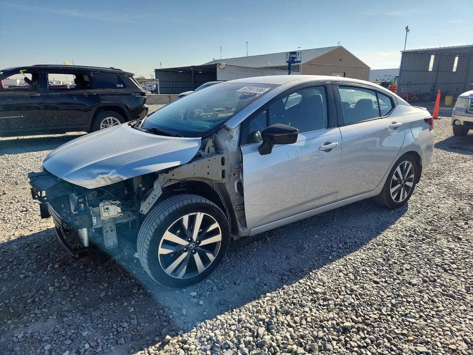2021 NISSAN VERSA SR - 1