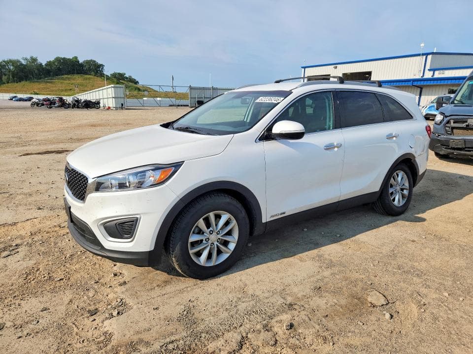 2017 KIA SORENTO LX V6 - 1