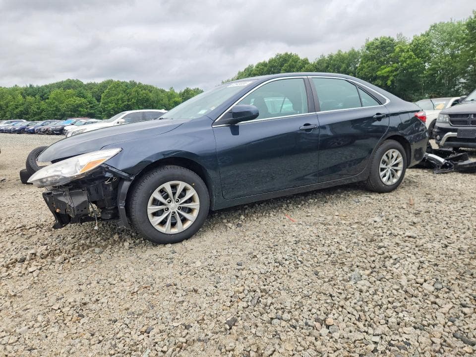 2017 TOYOTA CAMRY LE - 1