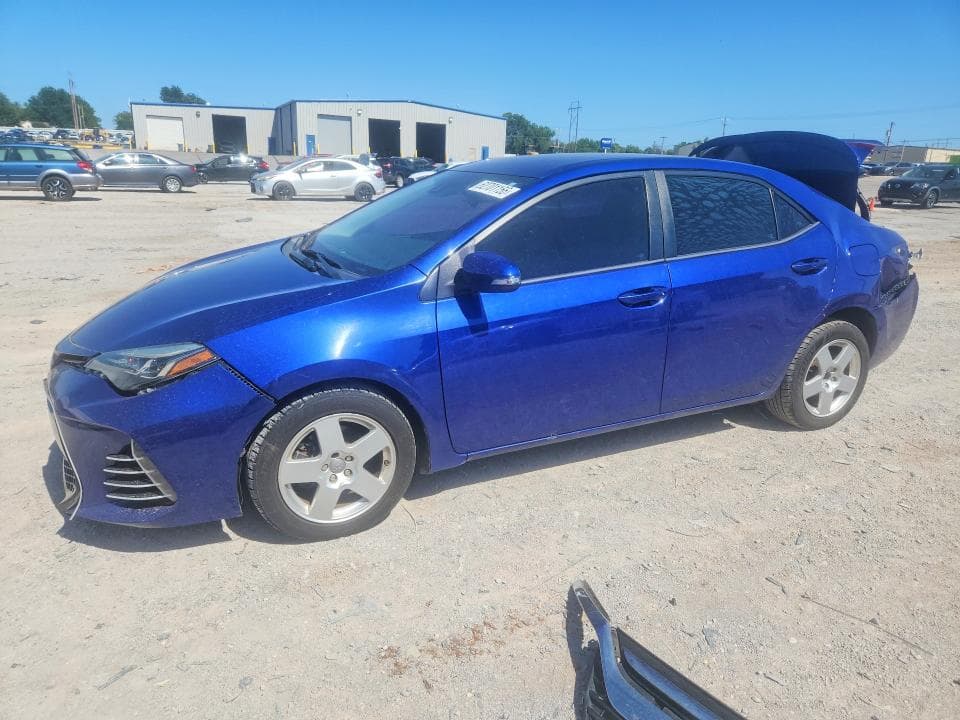2019 TOYOTA COROLLA SE - 1