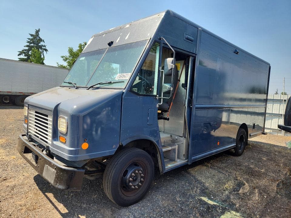2020 FORD F59 DELIVERY TRUCK