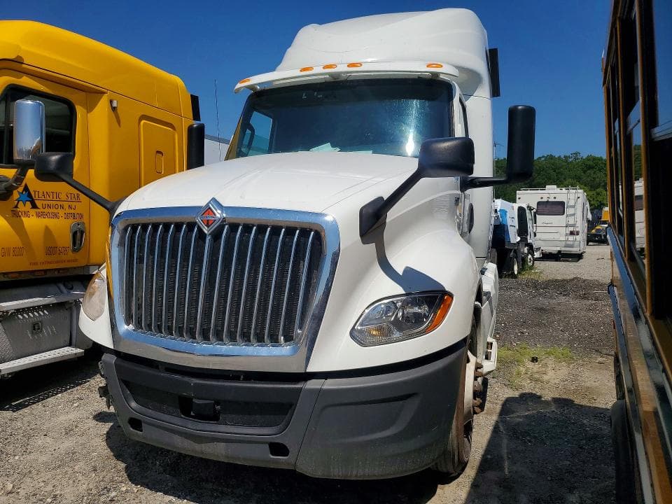 2019 INTERNATIONAL LT625 SEMI TRUCK - 1