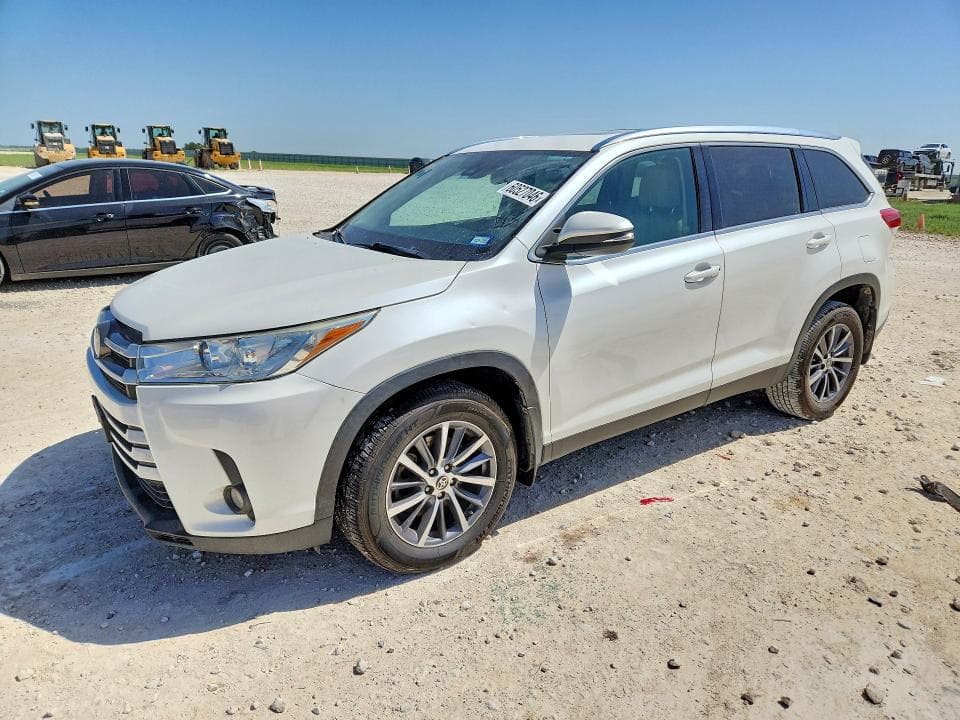 2019 TOYOTA HIGHLANDER XLE XLE - 1