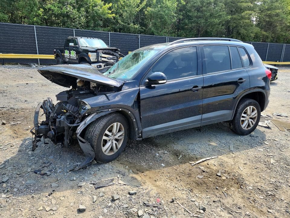 2017 VOLKSWAGEN TIGUAN S - 1
