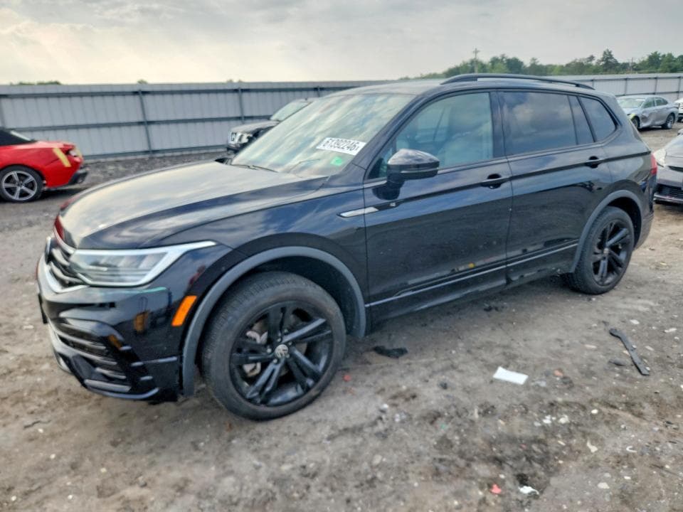 2023 VOLKSWAGEN TIGUAN SE R-LINE BLACK - 1