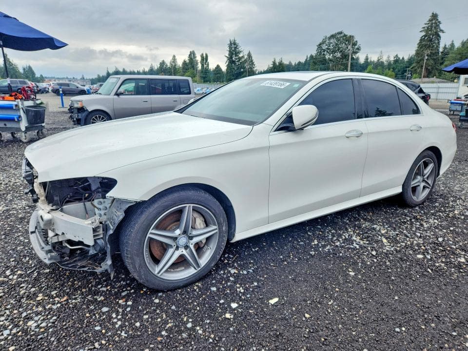 2017 MERCEDES-BENZ E 300 - 1