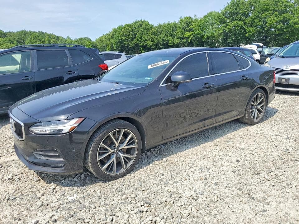 2017 VOLVO S90 T6 MOMENTUM - 1