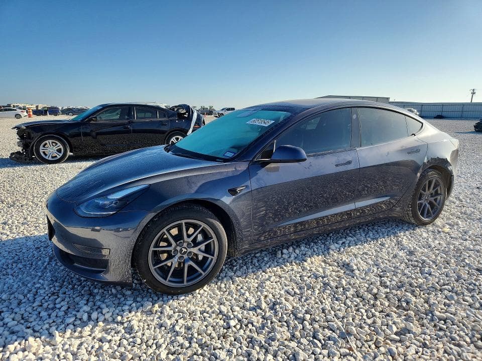 2022 TESLA MODEL 3 - 1
