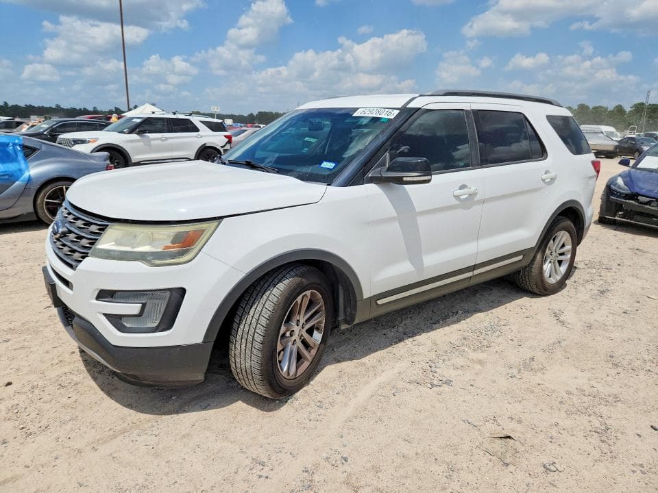 2017 FORD EXPLORER XLT - 1