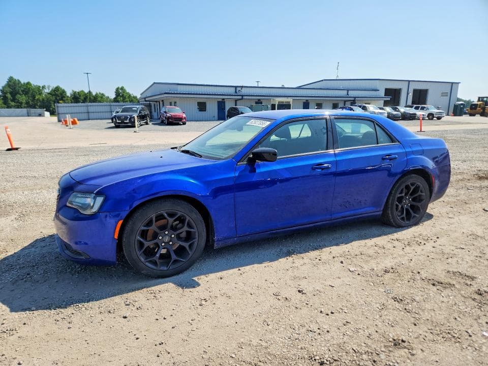 2019 CHRYSLER 300 TOURING - 1