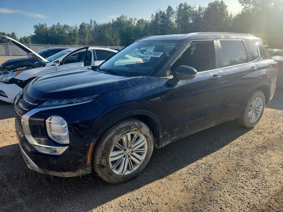 2022 MITSUBISHI OUTLANDER SE - 1