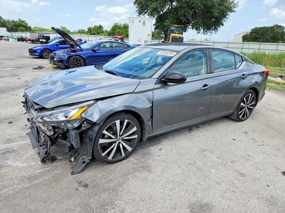 2022 NISSAN ALTIMA SR - 1