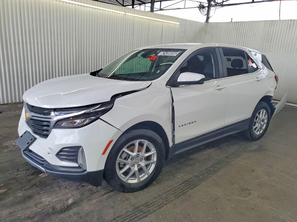 2024 CHEVROLET EQUINOX LT - 1