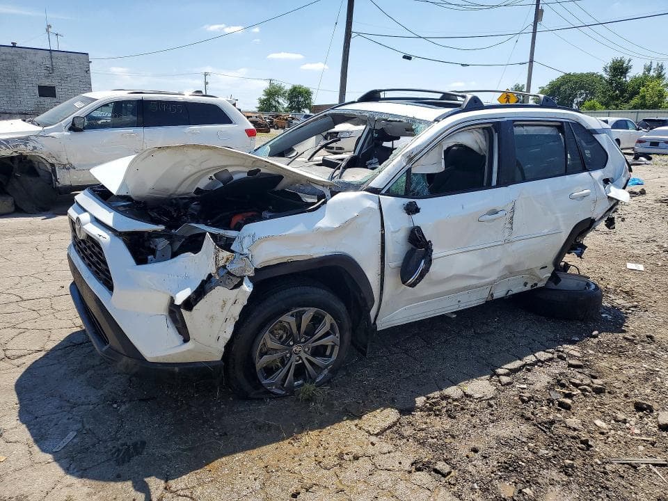 2024 TOYOTA RAV4 XLE PREMIUM - 1
