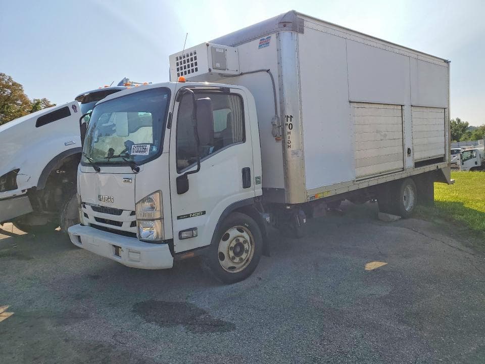 2017 ISUZU NQR - 1